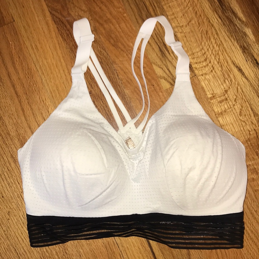 victoria’s secret padded sports bra